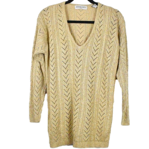 𝅺AMANDA Smith Gold Metallic V Neck Sweater Size M - Picture 1 of 4